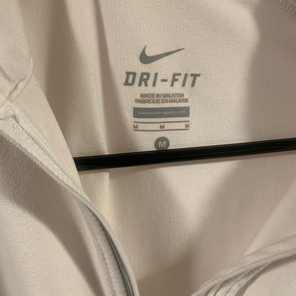 Medium White Nike quarter zip - Picture 4 of 4